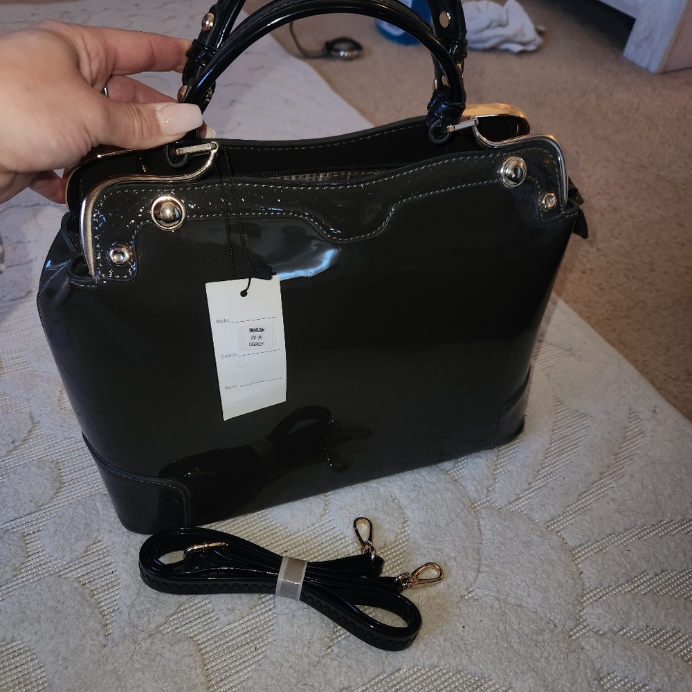 Purse - Picture 2 of 3
